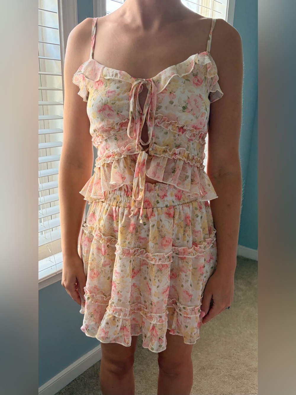Thirty/Thirty LA Floral Ruffle Crop Top & Mini Skirt Set Size M